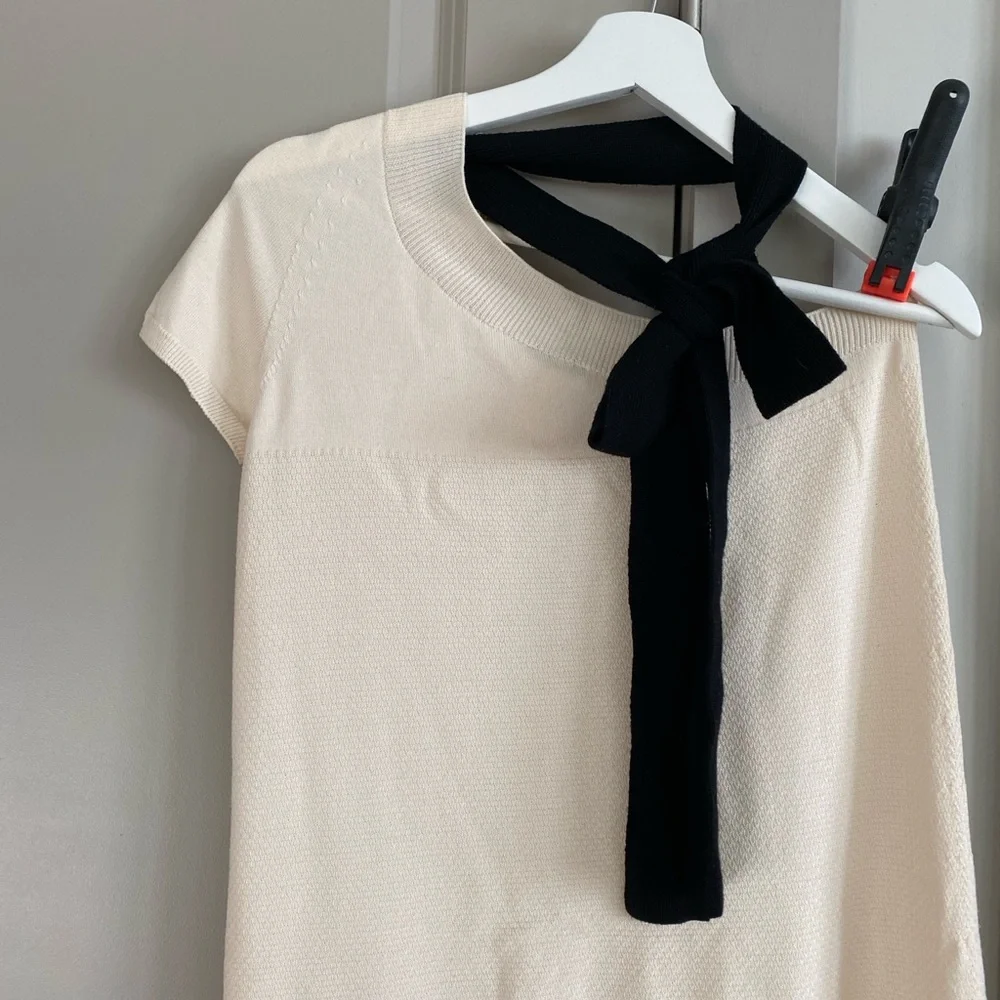 Chanel women vintage 2007 cream black knit dress size 40 $2999